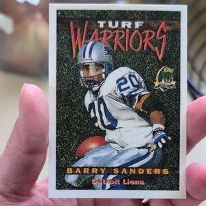 Topps Turf Warriors Football Card - White, Blue, Red